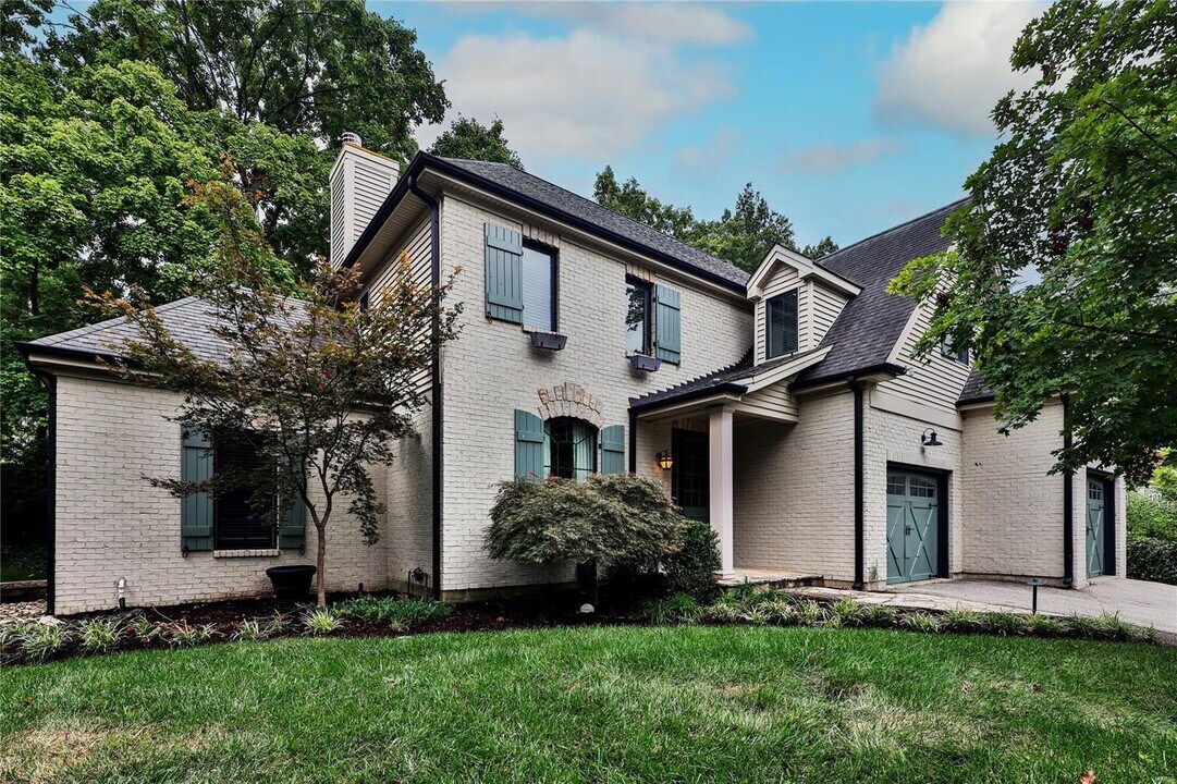 1110 Dunwoody Dr in St. Louis, MO - Building Photo