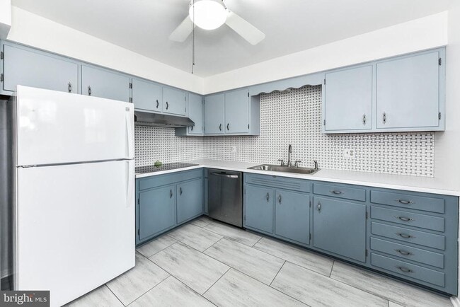 5508 Inverchapel Rd in Springfield, VA - Building Photo - Building Photo