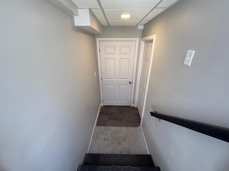44 Blenford Rd, Unit garden in Boston, MA - Building Photo