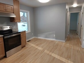 37 Bush St in Marlborough, NH - Building Photo - Building Photo