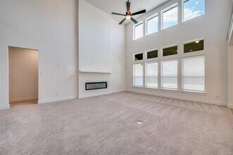 501 Silbury St in Little Elm, TX - Building Photo - Building Photo