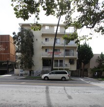 522 S Normandie Ave in Los Angeles, CA - Building Photo - Building Photo