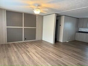 355 Raven Ln in Madison, WI - Building Photo - Building Photo