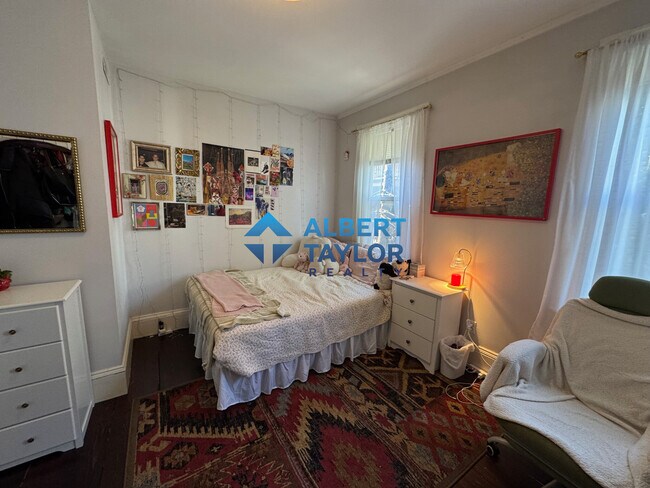 32 Rawson St, Unit 2 in Boston, MA - Building Photo - Building Photo