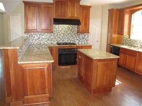 3817 Rolling Hills Dr in Plano, TX - Building Photo - Building Photo