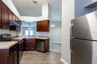 11839 Brenford Crest Dr in Riverview, FL - Building Photo - Building Photo