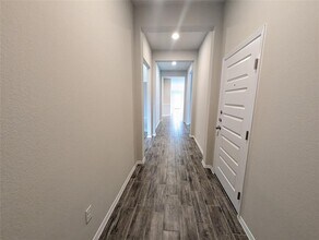 212 Rollingwood Dr in San Marcos, TX - Building Photo - Building Photo