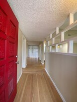 5546 Waring Rd in San Diego, CA - Building Photo