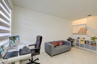 12604 NW 23rd Pl in Miami, FL - Building Photo - Building Photo