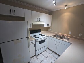 729 Wailes St in Tallahassee, FL - Building Photo - Building Photo