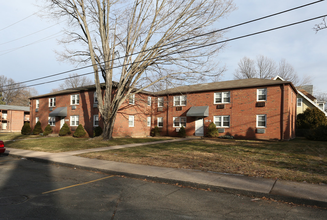 East Hartford in East Hartford, CT - Building Photo