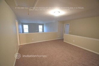 8728 Hazelcroft Ln in Charlotte, NC - Building Photo - Building Photo