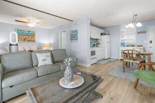 5800 Bonita Beach Rd SW in Bonita Springs, FL - Building Photo