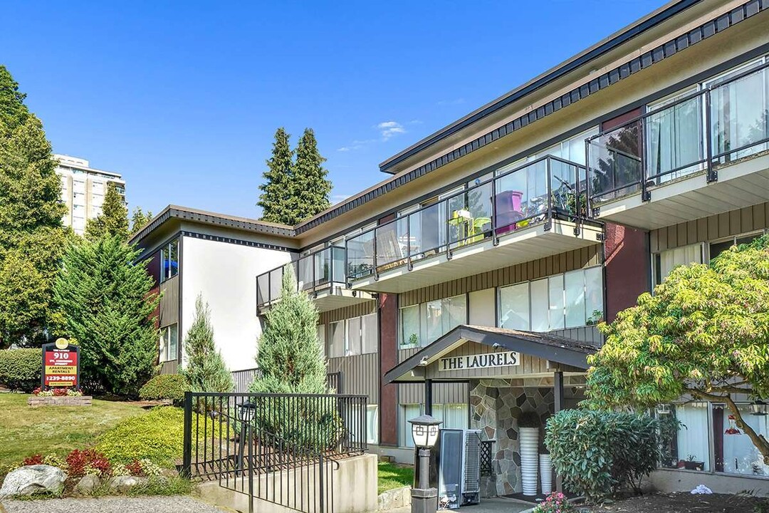 The Laurels Apartments in New Westminster, BC - Building Photo