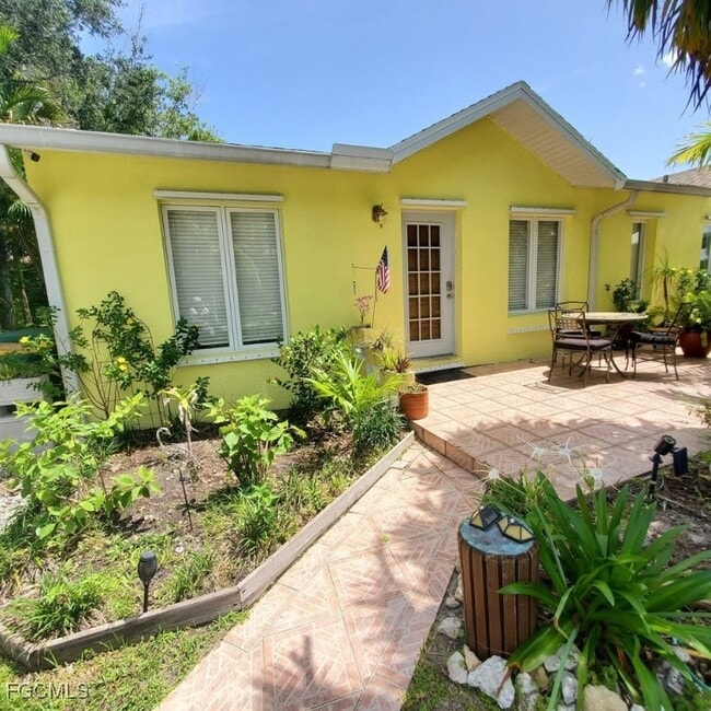 property at 2437 Sunset Ave