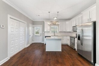 1220 Pithon St in Lake Charles, LA - Building Photo - Building Photo