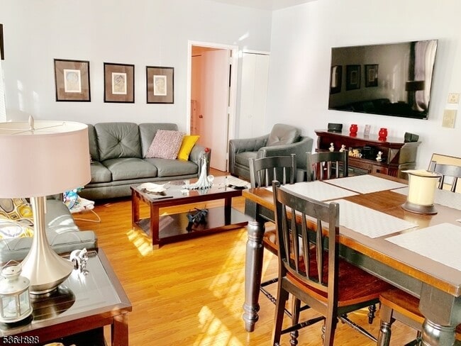 111 Mulberry St in Newark, NJ - Building Photo - Building Photo