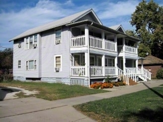 1225 S 14th St in Lincoln, NE - Foto de edificio