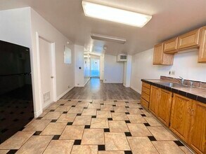 27 N Tremont St in Tremonton, UT - Building Photo - Building Photo