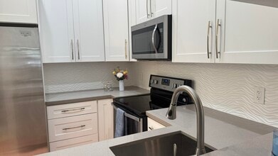 5438 Verona Dr in Boynton Beach, FL - Building Photo - Building Photo