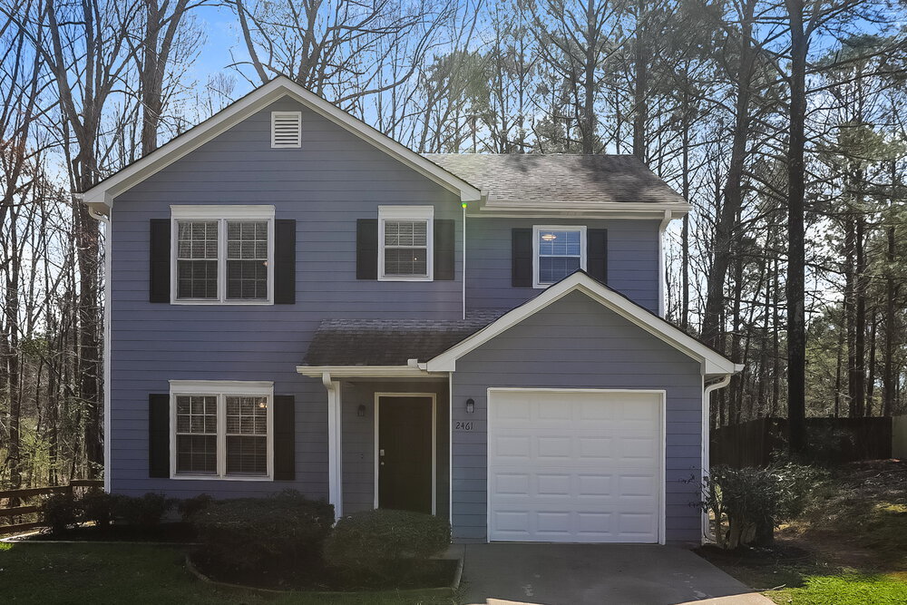 2461 Shoals Dr NE in Conyers, GA - Building Photo
