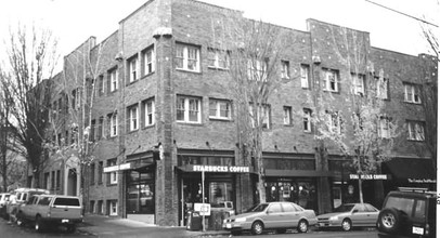 Savoy Apartments in Portland, OR - Building Photo - Building Photo