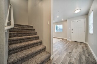 Starwood Farms Townhomes in Cypress, TX - Foto de edificio - Building Photo