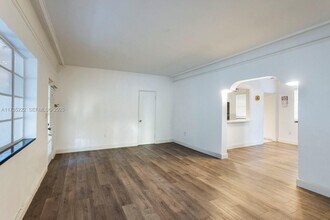 1610 Pennsylvania Ave in Miami Beach, FL - Building Photo - Building Photo