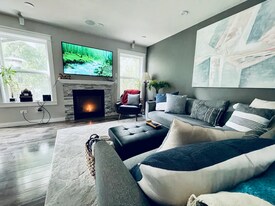 5102 Willow Ln NW in Gig Harbor, WA - Building Photo