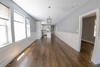 2102 Harvey Ave, Unit 1 in Berwyn, IL - Building Photo - Building Photo