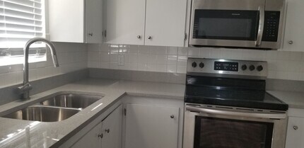 183 E Helm Ave in South Salt Lake, UT - Building Photo - Building Photo