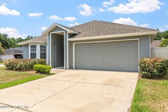 700 Scarlet View Ct in Orange Park, FL - Foto de edificio - Building Photo