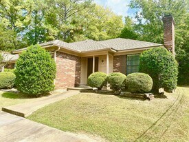 712 Tracewood Dr in Tupelo, MS - Building Photo