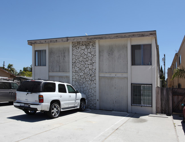 4541 Cherokee Ave in San Diego, CA - Building Photo - Building Photo