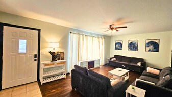 7433 15th Ave S in Minneapolis, MN - Building Photo