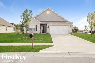 1777 Osman Dr in Avon, IN - Building Photo