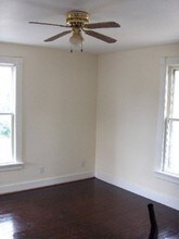 603 N Lee St in Bloomington, IL - Foto de edificio - Building Photo