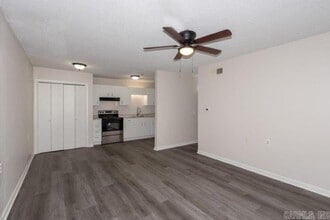 1100 Brookside Dr in Little Rock, AR - Building Photo - Building Photo