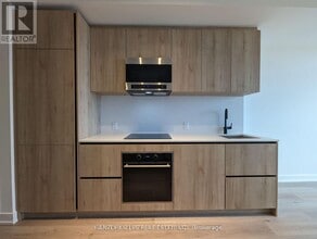 117 Broadway Ave in Toronto, ON - Building Photo - Building Photo