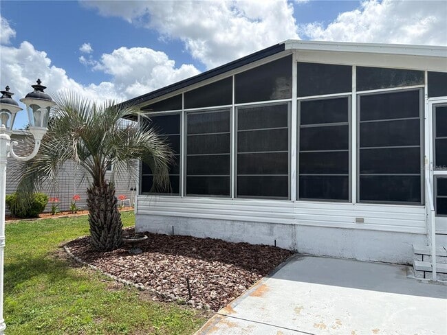 2132 Sabal Palm Dr in Lakeland, FL - Building Photo - Building Photo