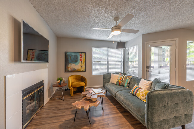 Gloria Park Villas in Las Vegas, NV - Foto de edificio - Interior Photo