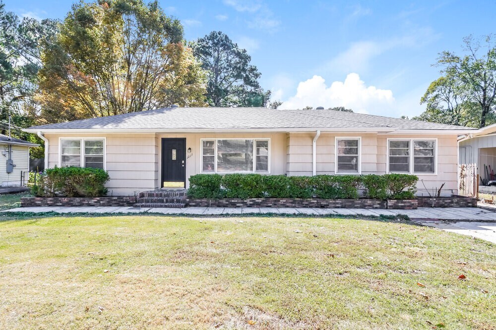 1217 5 Mile Rd in Birmingham, AL - Building Photo