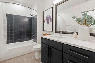 4 E 14th St in Chicago, IL - Building Photo - Building Photo