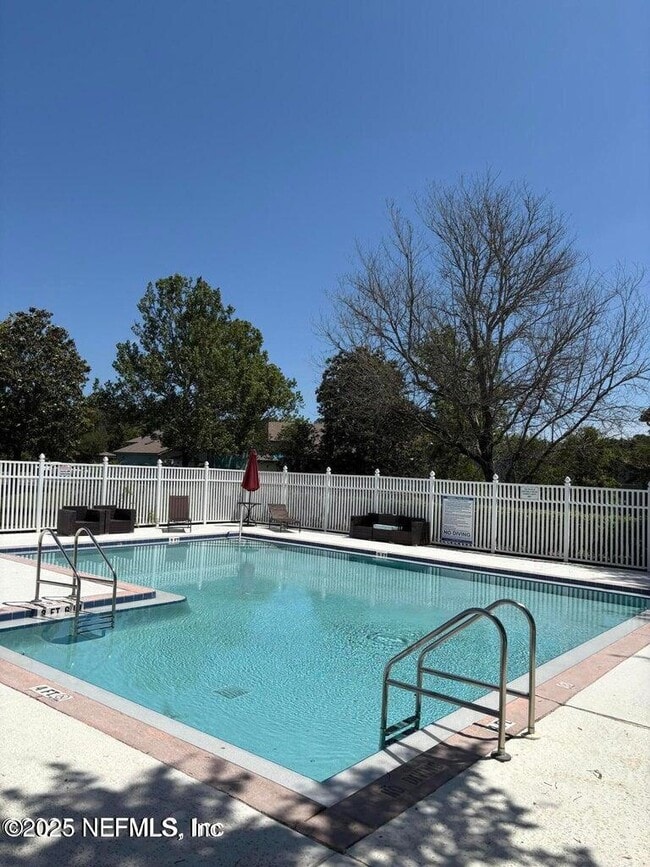 property at 901 W Defender Ct