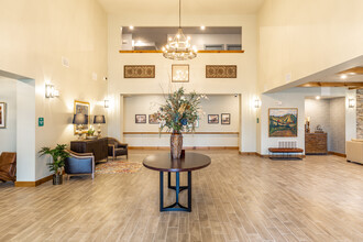 The Retreat in Grand Prairie, TX - Foto de edificio - Lobby