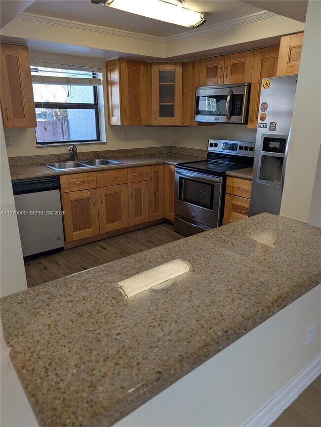 13511 NE 24th Pl in North Miami, FL - Building Photo - Building Photo