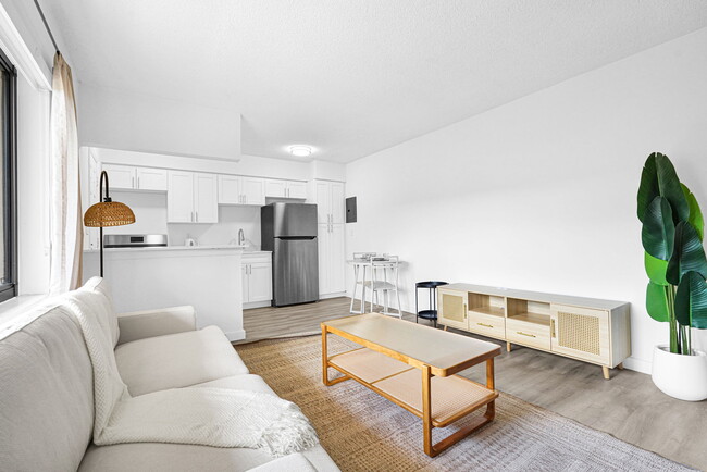 The Edgewater Apartments in North Miami, FL - Building Photo - Building Photo