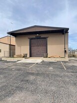 625 E 52nd St in Odessa, TX - Building Photo