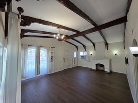 130 E Colden Ave in Los Angeles, CA - Building Photo