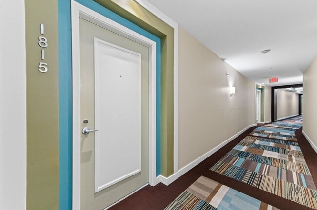 550 Okeechobee Blvd in West Palm Beach, FL - Foto de edificio - Building Photo